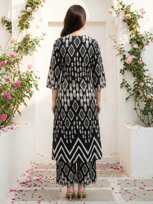 Black printed cotton kurta trouser set 2