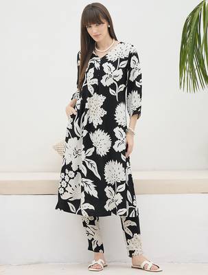 Black printed viscose rayon kurta trouser set 1