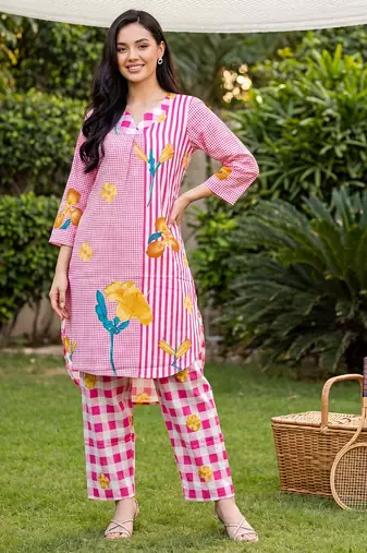 Pink printed cotton kurta trouser set