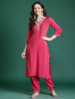 Pink embroidered silk kurta trouser set 4