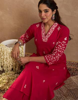 Pink embroidered cotton kurta trouser set 2
