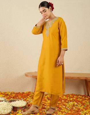 Yellow embroidered chinon kurta trouser set 4