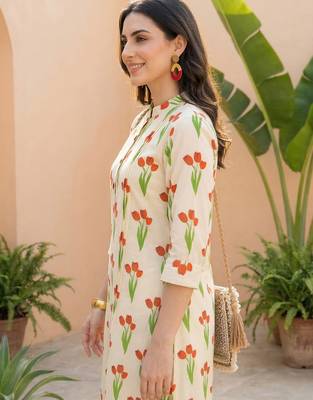 Off white printed cotton kurta trouser set 2