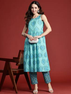 Blue printed cotton kurta trouser set 1