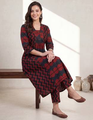 Maroon printed cotton kurta trouser set 1