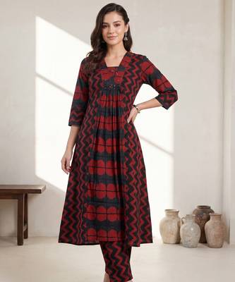Maroon printed cotton kurta trouser set 3