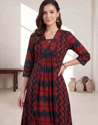 Maroon printed cotton kurta trouser set 4