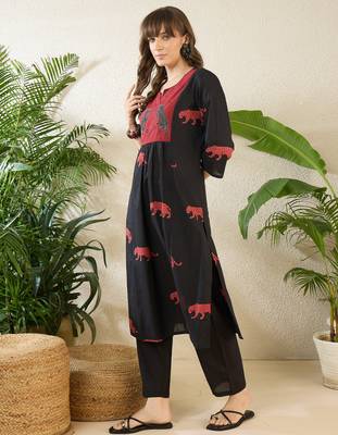 Black embroidered cotton kurta trouser set 1