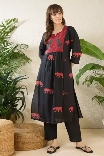 Black embroidered cotton kurta trouser set