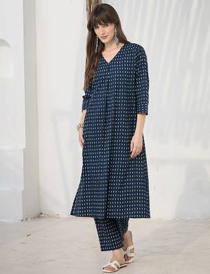 Blue printed cotton kurta trouser set 4