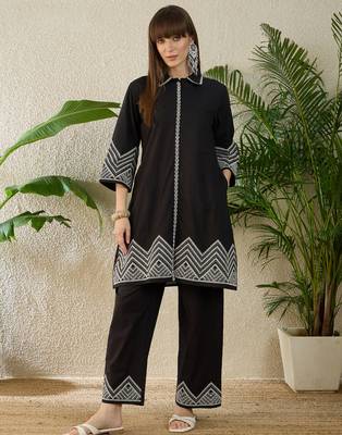 Black embroidered cotton kurta trouser set 4