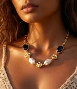 Fashion gold plated anti tarnish faux pearl & black stone necklace for women 