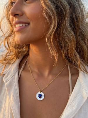 Fashion gold plated anti tarnish pendant necklace for women & girls american diamond style charm chain fashion jewellery 1