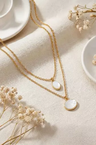 Fashion gold plated anti tarnish layered pendant necklace for women & girls stylish necklace fashion jewellery