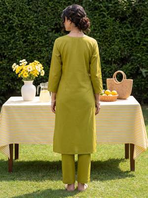 Green embroidered cotton kurta trouser set 3