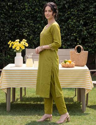 Green embroidered cotton kurta trouser set 4