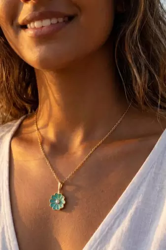 Fashion gold plated anti tarnish floral pendant necklace with faux pearl for women & girls stylish fashion jewellery