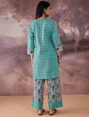 Green printed cotton kurta trouser set 2