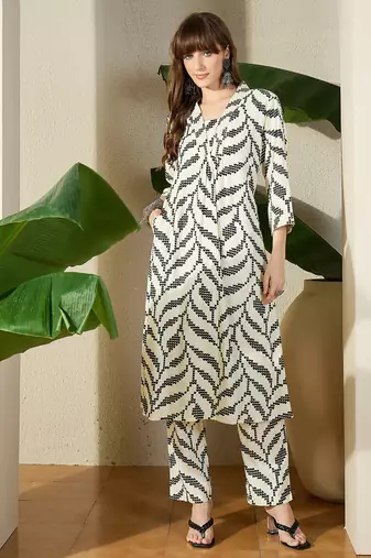Off white printed viscose rayon kurta trouser set