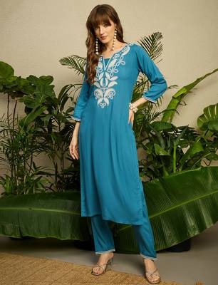 Blue embroidered viscose rayon kurta trouser set 4