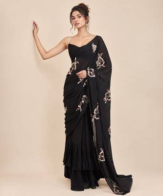 Black crepe embroidered saree set 3