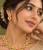 gold-plated kundan pearl choker necklace set with earrings