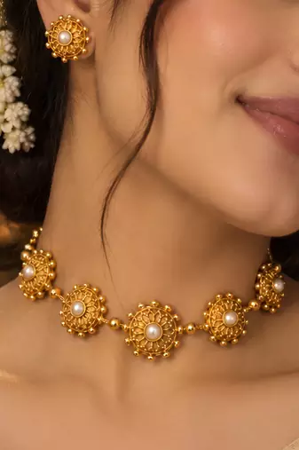 gold-plated pearl floral necklace set with stud earrings