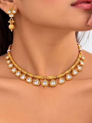 gold-plated copper white kundan necklace set with drop earrings 1