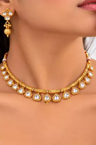 gold-plated copper white kundan necklace set with drop earrings