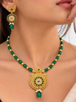 gold-plated copper green bead necklace set with statement pendant 1