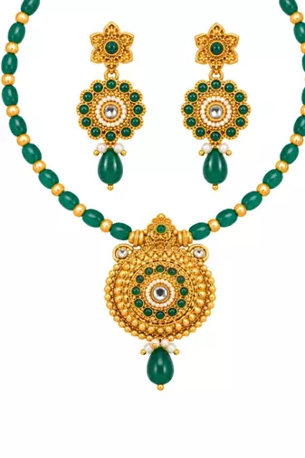 gold-plated copper green bead necklace set with statement pendant