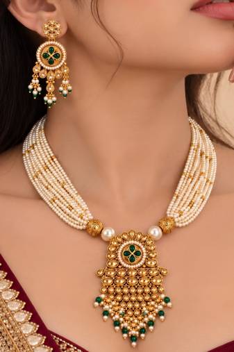 gold-plated copper pearl layered necklace set with green stone pendant