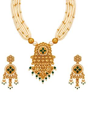 gold-plated copper pearl layered necklace set with green stone pendant 3