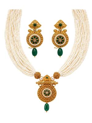 gold-plated copper multi-pearl necklace set with stone pendant 3