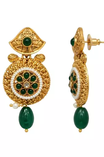 gold-plated copper multi-pearl necklace set with stone pendant