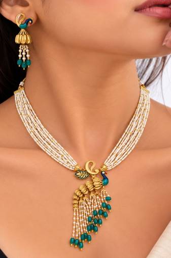 gold-plated copper pearl layered peacock pendant necklace set