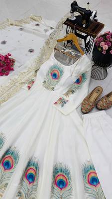 Off white designer party wear gown pant & dupatta set 4