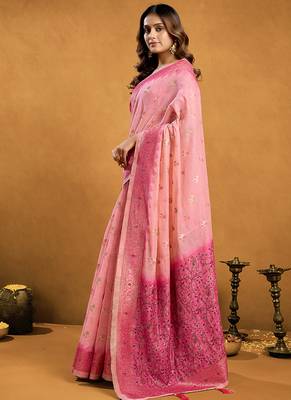 baby pink cotton blend saree with zari jhallar & rich pallu 2