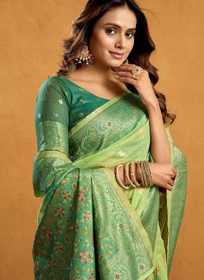 parrot green cotton blend saree with zari jhallar & rich pallu 5