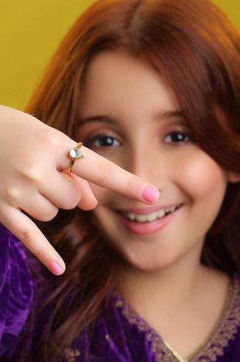 Gold plated kundan blue ring