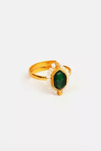 Gold plated kundan green halo ring