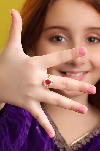 Gold plated kundan pink halo ring
