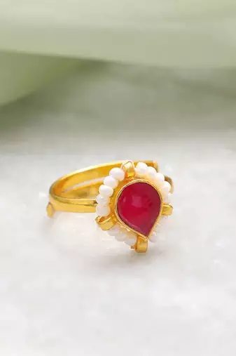 Gold plated kundan pink halo ring