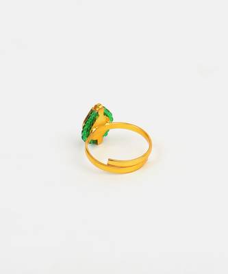Gold plated kundan green halo ring 2