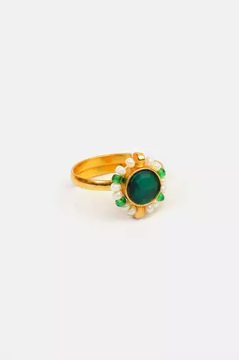 Gold plated kundan green halo ring
