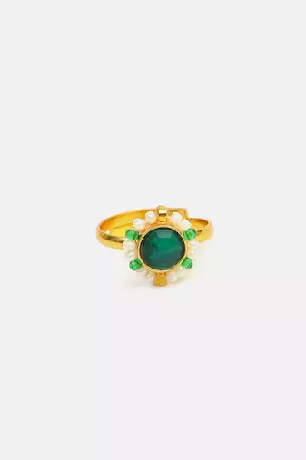 Gold plated kundan green halo ring