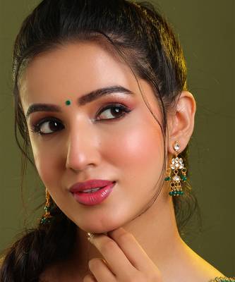 Gold plated kundan green chandbali earrings 1