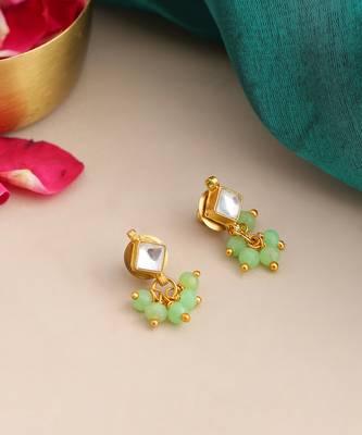 Gold plated kundan green stud earrings 2