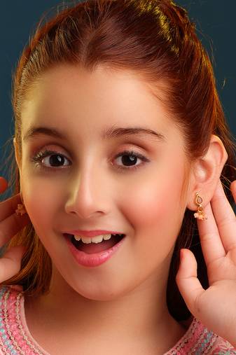 Gold plated kundan pink stud earrings