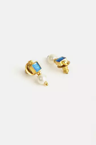Gold plated kundan blue stone pearl earrings